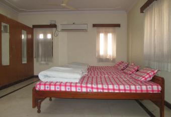 Ashish Marriage Place allows 18 year olds to book a room