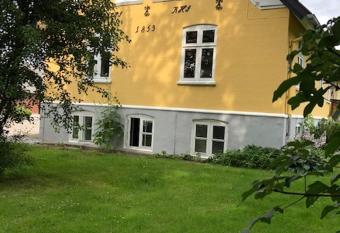 Alles   Gl. sognefoged g  rd has Balcony rooms