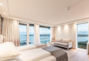 Panorama Hotell & Resort has Balcony rooms