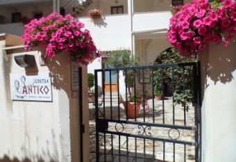 Cortile Antico allows 18 year olds to book a room