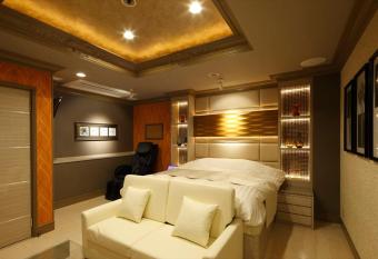 Hotel Waltz Okazaki (Adult Only) has Smoking rooms