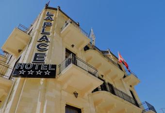 La Place Hotel has Balcony rooms