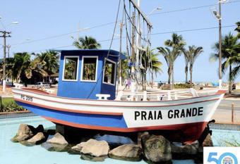 Apartamento na Praia grande - vila tupi allows 18 year olds to book a room