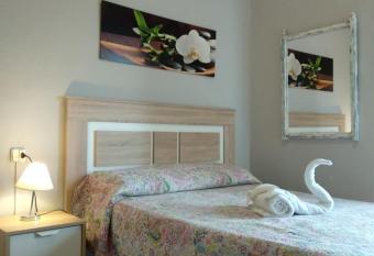 Pensi  n Riosol has Balcony rooms