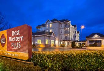 Best Western PLUS Chemainus Inn has Balcony rooms