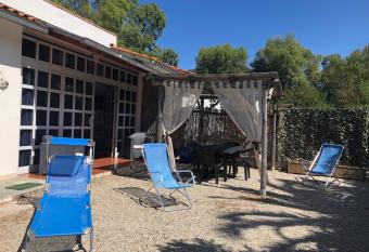 Villa Sterlizia has Balcony rooms