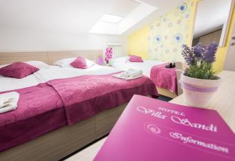 Hotel Villa Sandi - free parking has Balcony rooms