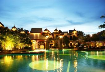 The Zign Hotel Premium Villa has Balcony rooms