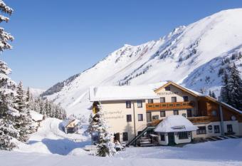 Alpengasthof Grimmingblick has Balcony rooms