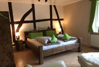 Ferienwohnung Puschel has Balcony rooms