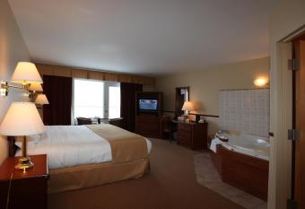 Auberge des Battures allows 18 year olds to book a room