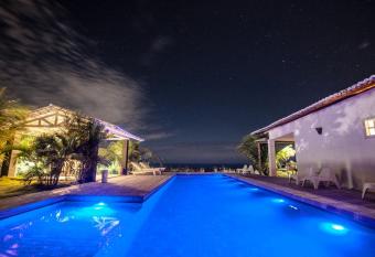 Vila Alba has Balcony rooms