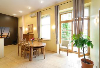 Enjoy! 92m2 has Balcony rooms