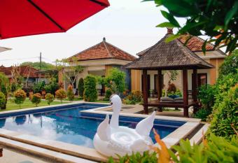 Uluwatu Jungle Villa has Balcony rooms