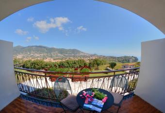 Casa Pendola has Balcony rooms