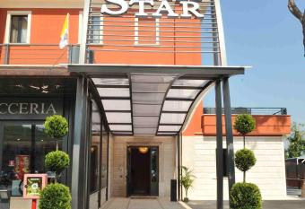 Hotel Star has Balcony rooms