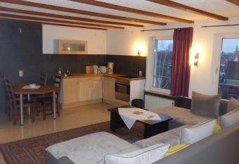 Hotel Garni  has Balcony rooms