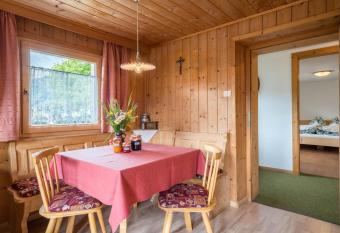 Jogglanderhof - Hochwilde has Balcony rooms