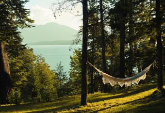 ALEHUE Casa de Monta  a allows 18 year olds to book a room