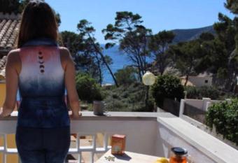 Sea House in San Telm, Mallorca has Smoking/Balcony rooms