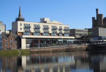 Bridge Street Apartments has Balcony rooms