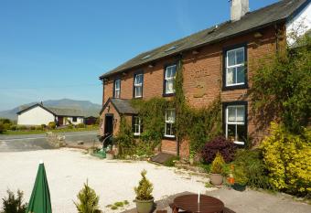 Troutbeck Inn allows 18 year olds to book a room