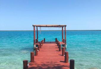 El Roble Nature Hotel & Lagoon has Balcony rooms