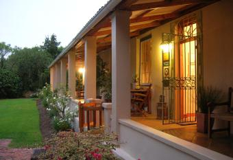 The Old Trading Post has Balcony rooms