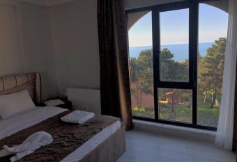 Cerrahpasa Apart Hotel has Balcony rooms