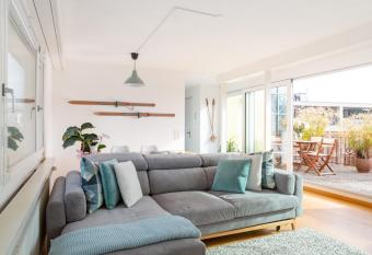 Modern & Central Apartments has Balcony rooms