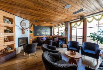 Bio Hotel Brusago Vital & Wellness has Balcony rooms