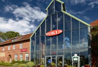 Hotel Fokus allows 18 year olds to book a room