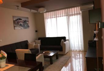 Redon s City Center Apartment allows 18 year olds to book a room