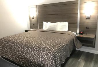 Hometown Inn allows 18 year olds to book a room