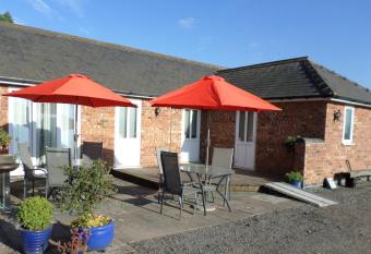 Ramsley Fields Apartments, Melbourne View has Balcony rooms