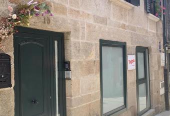 Virginia Redondela allows 18 year olds to book a room