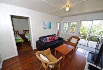 Apollo 2 9 Hodgson Street has Balcony rooms