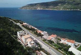 Traditional Apartments Plagiaki has Balcony rooms