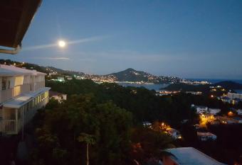 Sunset Gardens Guesthouse has Balcony rooms