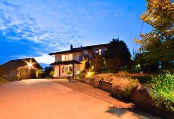 Guesthouse Obitelj Paulic has Balcony rooms