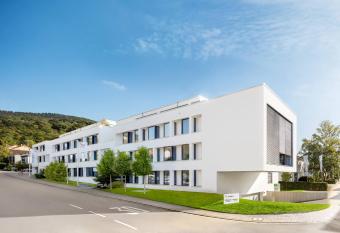 Midori - The Green Guesthouse allows 18 year olds to book a room