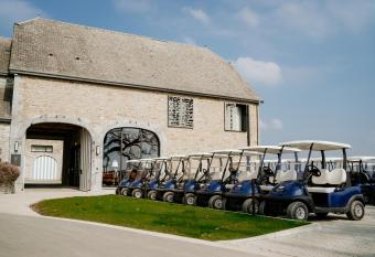 H  tel Five Nations allows 18 year olds to book a room