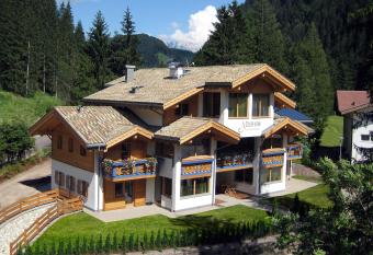 Color Home Suite Apartments has Balcony rooms