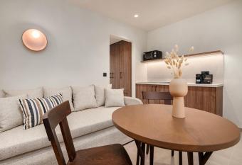 Anastasia Hotel & Apartments has Balcony rooms