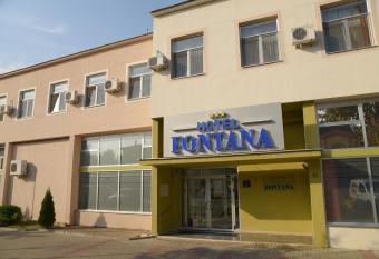 Hotel Fontana has Smoking rooms