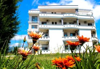 Apartments Perezaj II has Balcony rooms