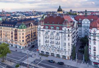 Hotel Esplanade; Sure Hotel Collection by Best Western allows 18 year olds to book a room