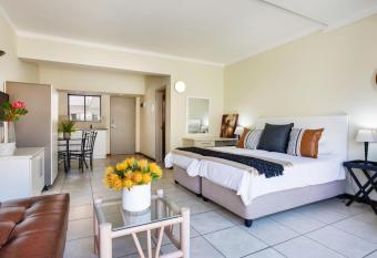 The Amalfi Boutique Hotel has Balcony rooms