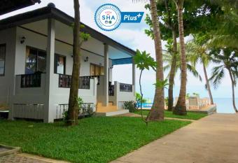 Marina Beach Resort - SHA Extra Plus has Balcony rooms