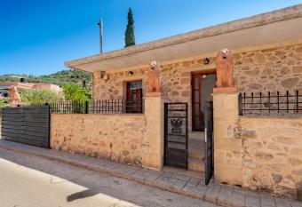 Villa Leonton with a private pool has Balcony rooms